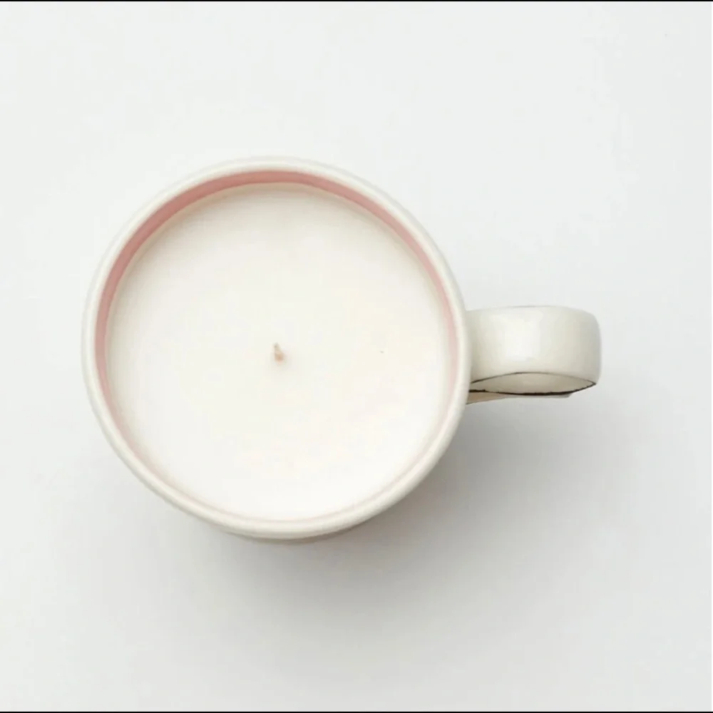 BRAND NEW, Oh So Beautiful Candle Mug Cup 😍
